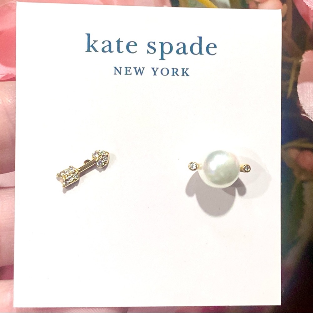 KATE SPADE NEW YORK LOVE GAME ARROW EARRINGS ~ PAVE RHINESTONE ARROW & PEARL SET